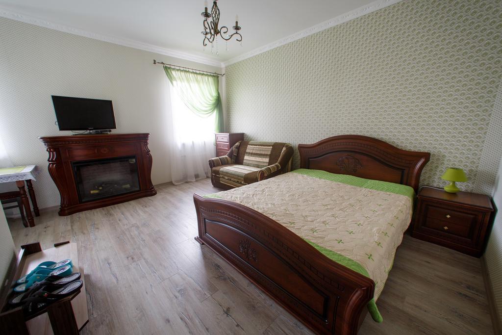 Apartments U Ratushi Kamianets-Podilsky Extérieur photo